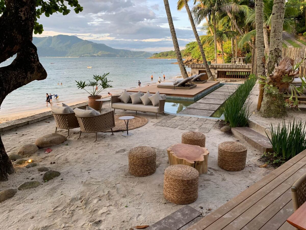 destination wedding heading