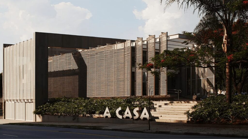 Fachada do Museu a Casa, em São Paulo.